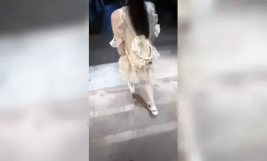 乱伦大神《意淫自己妹妹》 晚上接妹妹钢琴课下课利用她「少女心」哄骗去酒店萌萌哒儿童房暴力猛插可爱小嫩穴