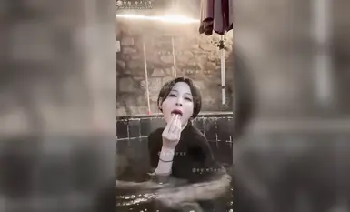 Mưa sao băng vận chuyển ngoài trời suối nước nóng quan hệ tình dục
