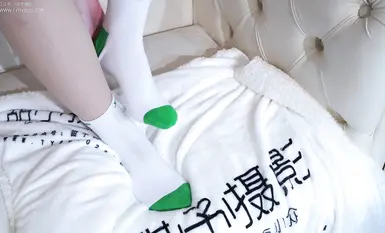 足控足交-帆布鞋、白棉襪、