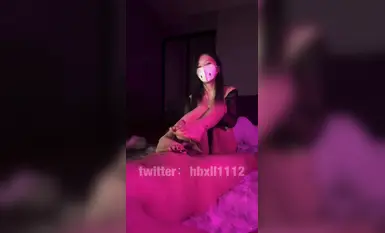 足控足交-御姐风，性感黑色露肩装，裸足超快撸鸡巴，言语羞辱_2