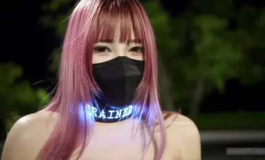 Xiao Xiao Q's latest "Shameful Exposure" LED collar black see-through dress street extreme exposure
