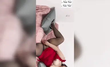 Xiaonaijiang sutera hitam kasut tumit tinggi blowjob bang bang cumshot menembak peribadi (5)