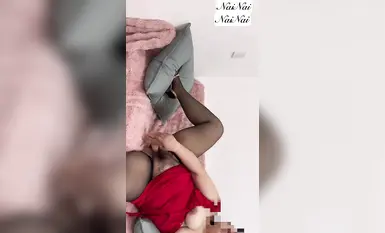 Xiaonaijiang sutera hitam kasut tumit tinggi blowjob bang bang cumshot menembak peribadi (5)