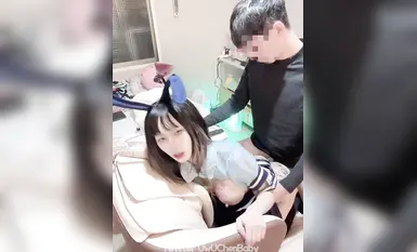 符文戰士阿璃Ahri被按在椅子上後入翹臀 纖纖美腿玲瓏身段勁爆完美身材，軟糯滾燙蜜道操到腿軟 (2)