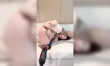 抖音网红lelepigbaby 肥臀女神脸穴同框自慰，肉肉的也很诱惑(3)