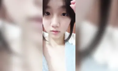 長的很萌的鄰家學妹和線上男友1v1，美乳嫩穴多水，虛擬造愛，線上調教，反差阿黑顏 (6)