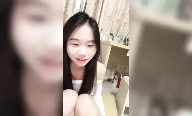 귀엽고 사랑스러운 초등학생 소녀 [키 크지 않은 청순녀] 청순할 수도 섹시할 수도~ 강렬한 침투와 분사를 위한 소품, 절친과 함께 바다로 떠나는 데이트, 누드 채팅 자위 (3)