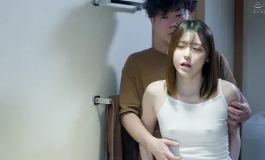 HUNTC-454 "Mengapa saya berasa seperti ini dengan wajah yang tidak senonoh? *Suara Dalaman" Saya telah mengusik adik tiri saya yang sangat pemalu setiap hari, dan kini dia sangat sensitif dan mengalami ejakulasi pramatang, dan dia merangkap sepe