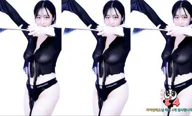 Korean busty dancer @yso1004's wet and nude dance compilation (41)