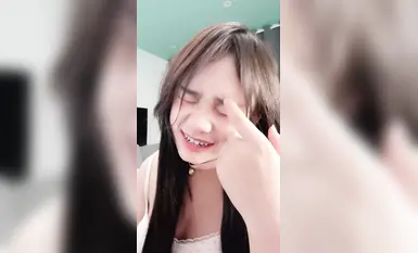 騷狐狸精 極品巨乳嫩妹，天然大胸美少女，童顏酥胸一線天美穴。 (9)