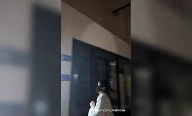 Siling mendedahkan karya baharu wanita matang gila [cikaimoon] + koleksi karya terkini. Kebebasan di ladang: seharian dihabiskan bersama petani, bogel sepenuhnya di hadapan petani, bogel sepenuhnya di hadapan orang ramai di pantai. Dia benar-benar berani 