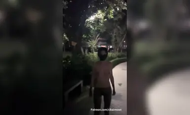 Siling mendedahkan karya baharu wanita matang gila [cikaimoon] + koleksi karya terkini. Kebebasan di ladang: seharian dihabiskan bersama petani, bogel sepenuhnya di hadapan petani, bogel sepenuhnya di hadapan orang ramai di pantai. Dia benar-benar berani 