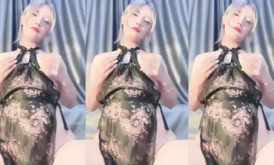 Nữ MC thuần khiết và dịu dàng [Piao Piao Ming Yue] biểu diễn múa khỏa thân và thủ dâm với sáp nến chảy xuống để kiếm 10.000 nhân dân tệ, đạt đến mức độ tối đa với toàn thân hồng hào và mềm mại (1)