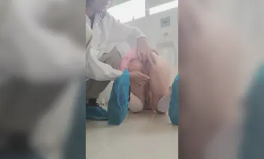 推特网红户外露出博主【TonyJ和贝贝】COS萝莉塔户外露出水手服学生装肛塞狐狸尾巴自慰口交性爱啪啪(4)