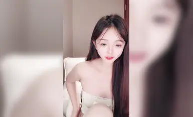 【小懒猫】音洛_甜美校花_白丝跳蛋玩弄小穴_喷水