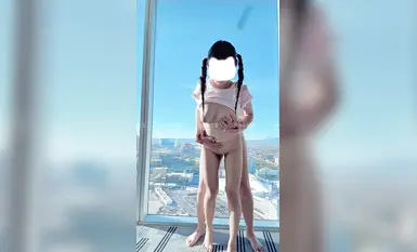 顶级NTR骚妻【三岁小宝宝】双马尾白虎萝莉，逼粉奶大人形小母狗_叫的那么骚也不怕隔壁听到