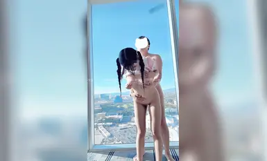 顶级NTR骚妻【三岁小宝宝】双马尾白虎萝莉，逼粉奶大人形小母狗_叫的那么骚也不怕隔壁听到