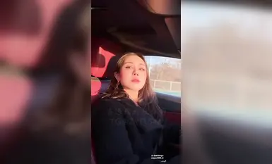 Napakaganda at pilyong mature na babae_Xi Mengyao_ pinakabagong gawa, ang tanawin ng parke ay talagang kamangha-mangha! _Sinamantala ko rin ang magandang kapaligiran at matapang na nagsagawa ng oral sex sa harap ng mga estranghero. Sa huli, hindi ko na na