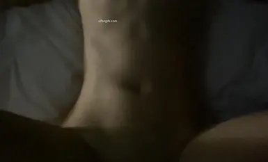 미적으로 매력적인 온라인 유명인 사진 블로거 [네이키드 비전] 사진작가 겸 모델이 차 안에서 성관계를 하는 동안 얼굴을 드러낸 쾌활한 여성 모델과 함께 사진을 찍었다(4).