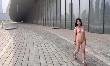 網紅高顏值美少女團隊【西萌工作室】高顏值學妹全裸戶外露出，校園，馬路 公園 (5)