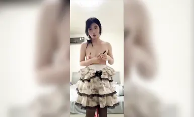 超清纯女大学生在家完成主人任务带小狗尾巴肛塞爬行高潮喷水！清纯淫荡切换只在一瞬间(2)
