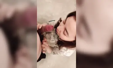 Isang guro sa middle school sa Fuzhou ang nahuling nakikipagtalik sa kanyang kalbong kasintahan sa bahay (4)