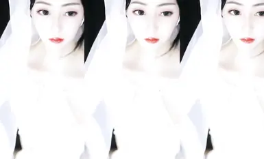 网易CC 美女福利姬『星也』大尺度定制露逼骚舞自摸道具抽插浓密黑森林(10)