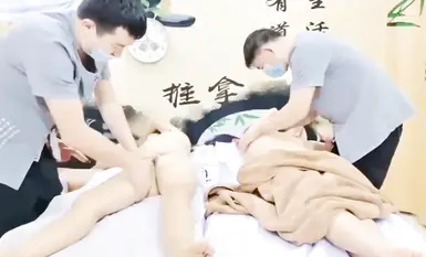 massage tại tiệm massage