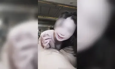 Blogger Taiwan 【Demi Daddy】, yang terkenal dengan wajahnya yang muda, payudara besar, punggung yang cantik, dan susuk tubuh yang kecil, pada asalnya hanya ingin menguji peralatan baharunya, tetapi tidak dapat menahan diri daripada berkongsi gambar-gambar 