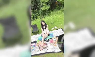 足模攝影福利【青檸映畫 】鄰家清純少女【阿慌】草坪露營 (1)