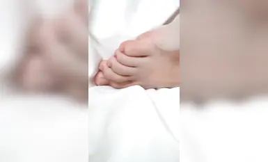 Mga benepisyo sa pagkuha ng litrato ng modelo ng paa [Lime Film] Puro at inosenteng babae sa tabi [A Huang] Mga materyales sa sticker ng takong ng paa (2)