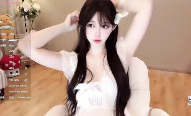 顶流女神【Hahaha_ha2】最新门票喷水大秀合集，各种情趣制服诱惑， 多个道具抽插多次潮喷淫水如高射炮喷的地板上犹如一片汪洋(77)