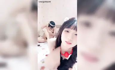 校花首次带闺蜜下海直播【邪恶双马尾】以身作则~道具狂插(30)