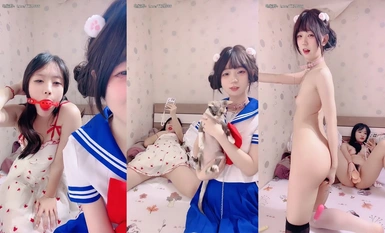 Dinala ng magandang babae sa paaralan ang kanyang matalik na kaibigan sa dagat sa unang pagkakataon upang magsagawa ng live broadcast [Evil Twin Ponytails] at magpakita ng halimbawa ~ ang mga props ay ipinasok nang walang pakundangan (34)