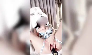 namprikk, gadis muncung air Thai, 7