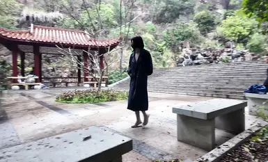 网红人气露出女神【cikaimoon】户外露出无视路人故意露出勾引(2)