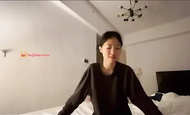 南京理工女大学生【陆欣心】俏皮可爱私下反差母狗口交啪啪激情诱惑
