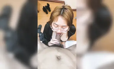 最爱嫩妹约炮大神【鱼哥】泡妞约炮新系列极品大奶眼镜娘(1)