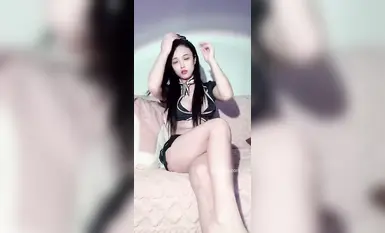 快手福利 極品美女【小純吖】露臉露點插B彈力插 高潮噴水裸舞 (7)