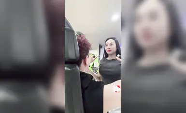 【原创】我的私人健身女陪练决定在我面前脱光衣服让我爽一下