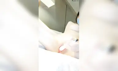 Melancap lembut dan tidak berdaya (8)