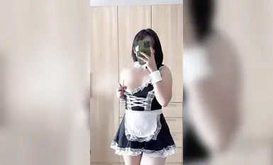 Kebajikan TikTok: Wanita muda berdada besar dan berpunggung gemuk [Youyou] Rambut kemaluan tebal, tiada stoking ketat, punggung bulat melancap (3)