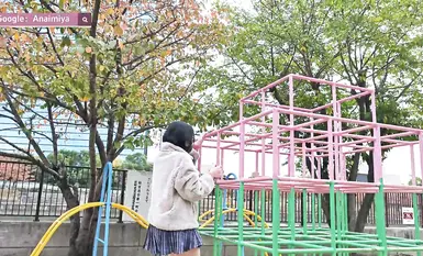推特網紅反差眼鏡娘 【奶咪Anaimiya】不穿內衣逛街任務2-字幕版