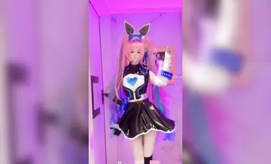 極品嫩妹舞啪福利姬【貝璃珞】最新露臉作品，COSER抖音風動感裸舞 (2)