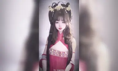极品嫩妹舞啪福利姬【贝璃珞】最新露脸作品，COSER抖音风动感裸舞(6)