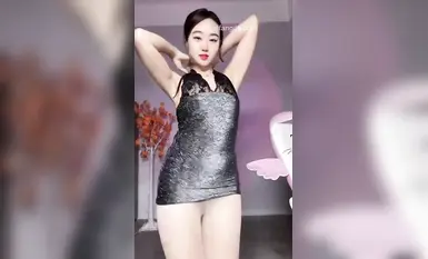 Mataas na halaga ng diyosa ng tanyag na tao sa internet na si [Yufei] klase ng sayaw, eleganteng kagandahan, pagpapakita ng mukha at utong, hubad na sayaw, striptease, at penetratement (2)