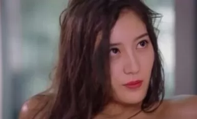 【AI巨星性体验】人工智能 让女神下海不是梦之百变女神『迪丽热巴』幻身媚黑骚货两黑屌爆插内射 第三段