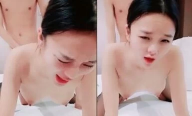 매우 부드러운 하얀 피부 다리 검은 실크 얼굴 순수한 음부 매우 음란 한 소녀 더블 때리기 오픈 스타킹 탑 라이딩 다양한 체위 변경 섹스하기