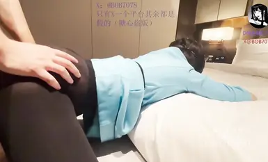 推特老牌泡良网黄「91VCR」「D先生和C小姐」乖乖空姐黑丝后入操喷，头等舱客户特殊服务，外边清纯的空姐，私下里可狂野的很