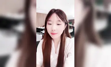 【初夏柚子】最強顏值初夏柚子KTV按摩宿舍直播又嫩又騷與金主互動啪啪後入內射騎乘抬腿爆操 (12)